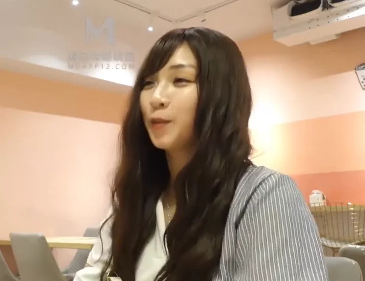 DB018 Cuộc hẹn bất ngờ và sự bùng nổ của những khao khát