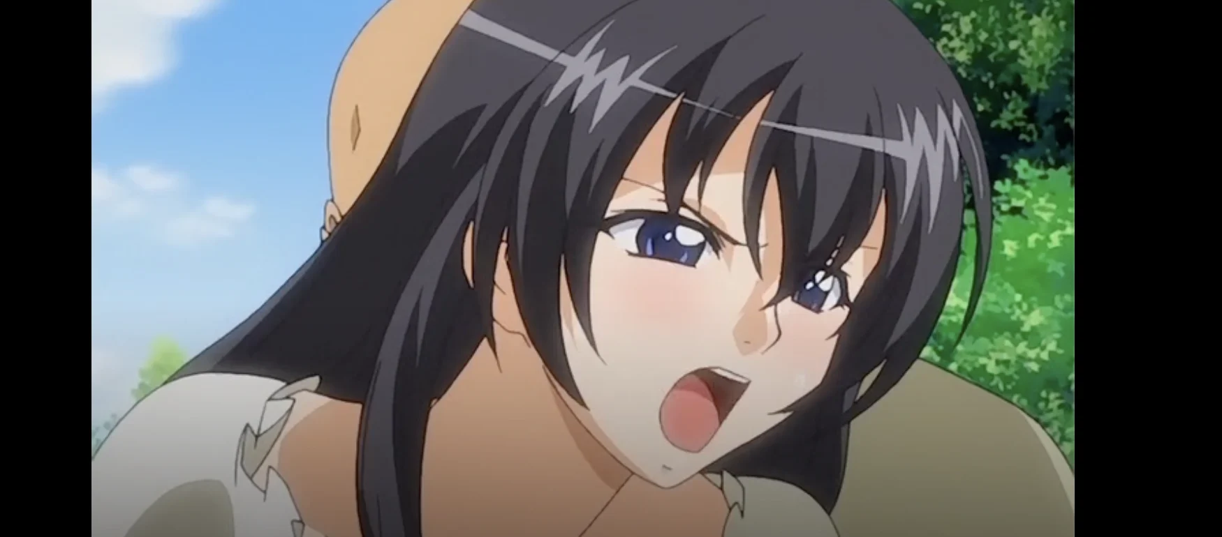 Gia đình Miu bị kẹt tại ngôi làng hẻo lánh