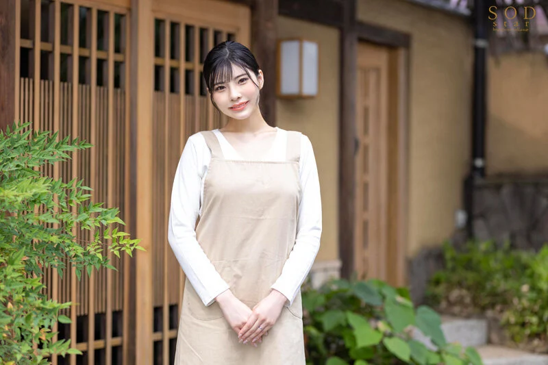 STARS-947 Lén đụ cô chủ nhà trọ đã có chồng