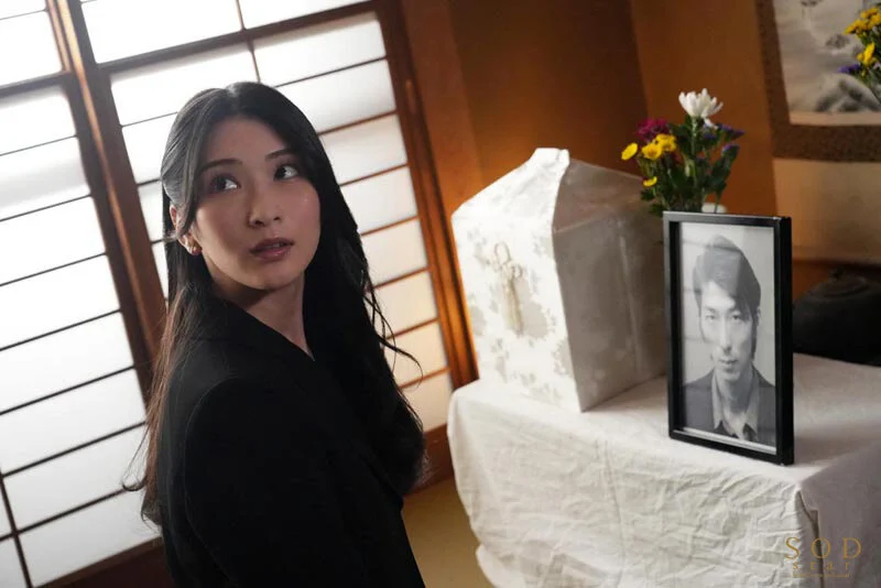 START-036 Bị bố chồng cưỡng bức ngay trước bài vị của chồng