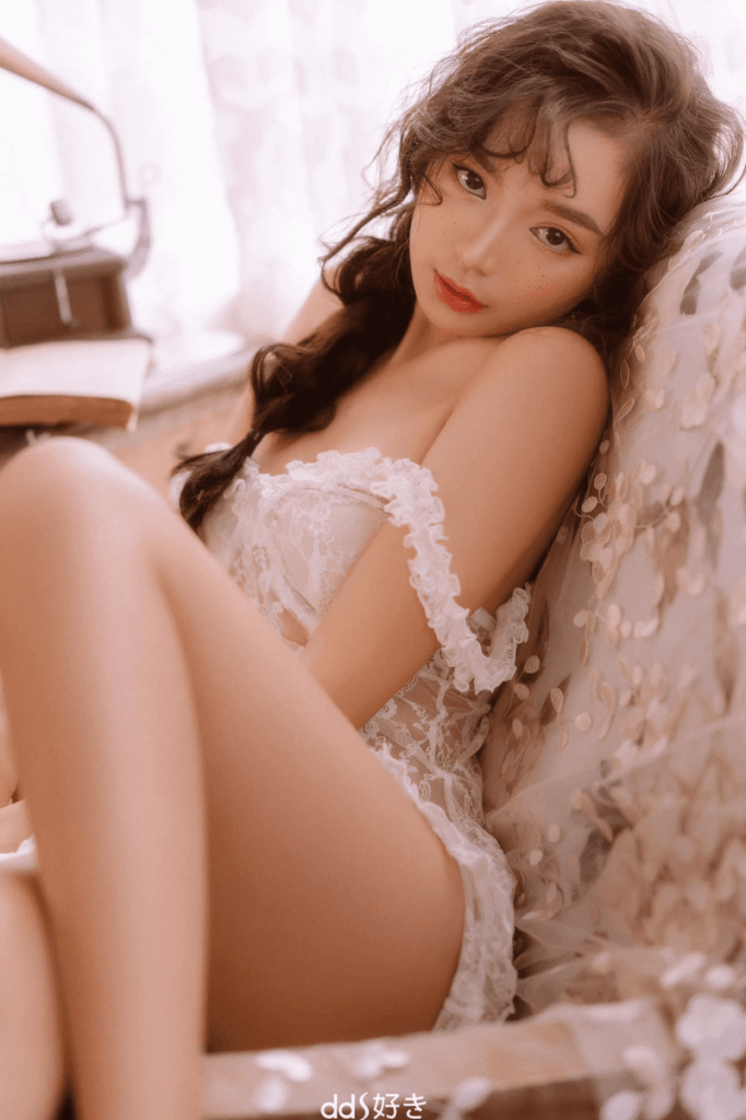 Vũ Ngọc Kim Chi lộ clip sex