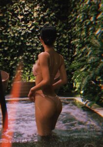 Jun Vũ sexy – Cô nàng trà sữa xinh đẹp lộ bộ ảnh nóng gợi cảm