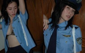 Ảnh sex Trương Bá Chi và scandal gây rúng đông giới Cbiz