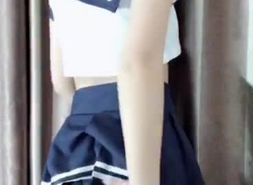 Cosplay nữ sinh