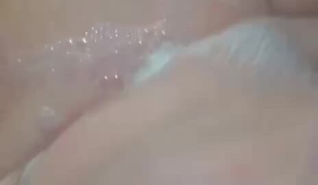 Ngồi trên chiếu trúc