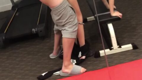 Dogg em trong phòng tập