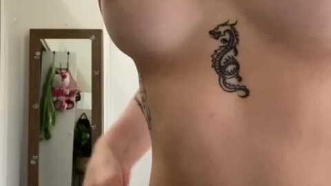 bondagefairy, xăm rắn, khuyên ti