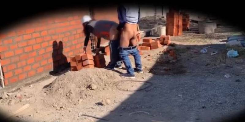 Chịch em giám sát ngay tại công trường tranh thủ giờ nghỉ trưa